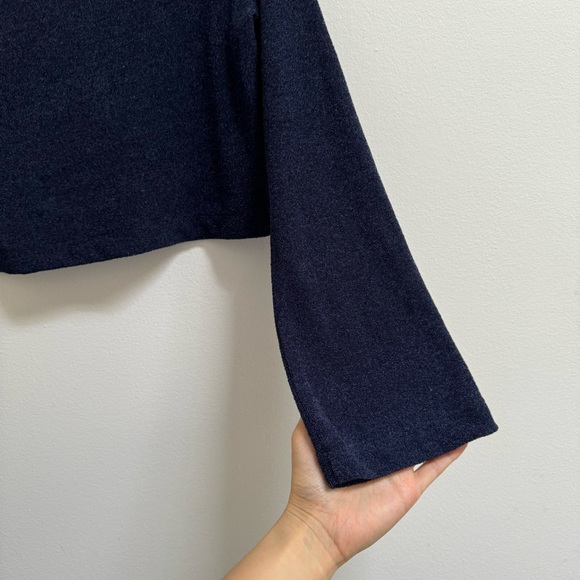 Vintage GR Textured Mock Neck Crop Top - Picture 5 of 5